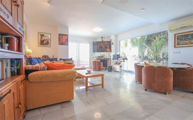 2 makuuhuone Huoneisto myytävänä paikassa La Herradura, Almuñécar - 675 000 € (Ref: 9231767)