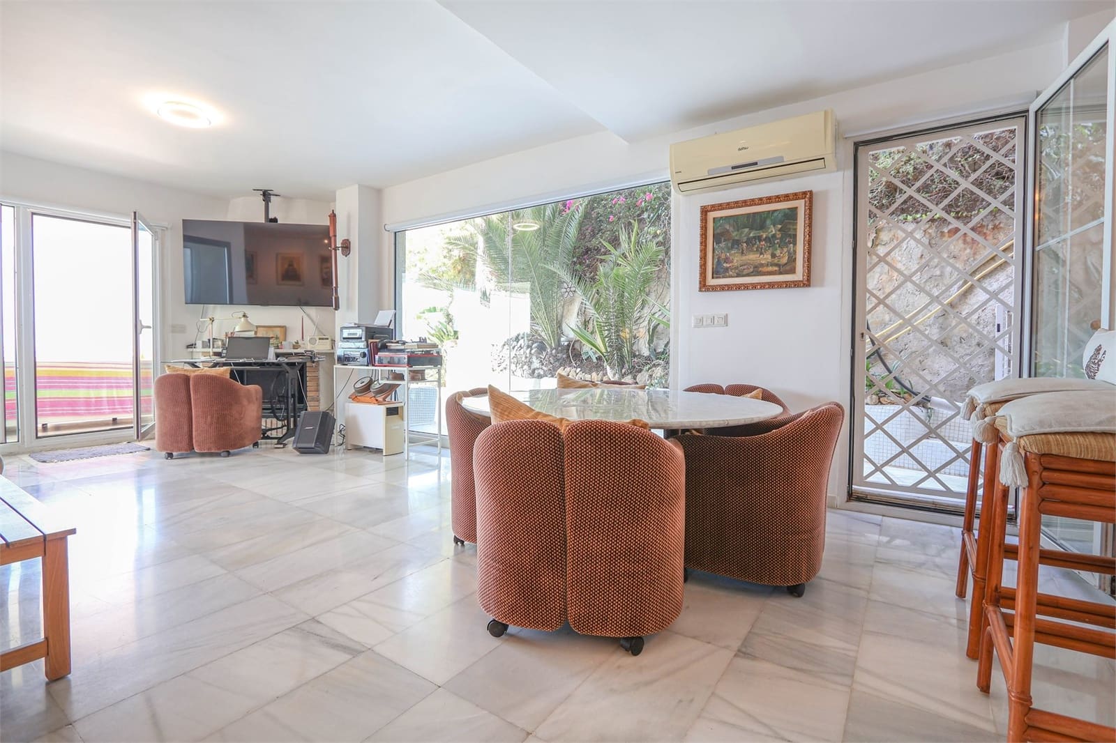 2 makuuhuone Huoneisto myytävänä paikassa La Herradura - 675 000 € (Ref: 9231767)