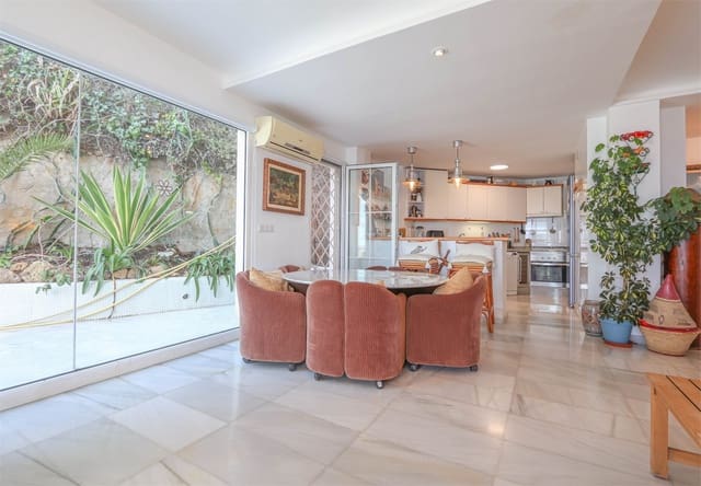 2 makuuhuone Huoneisto myytävänä paikassa La Herradura, Almuñécar - 675 000 € (Ref: 9231767)