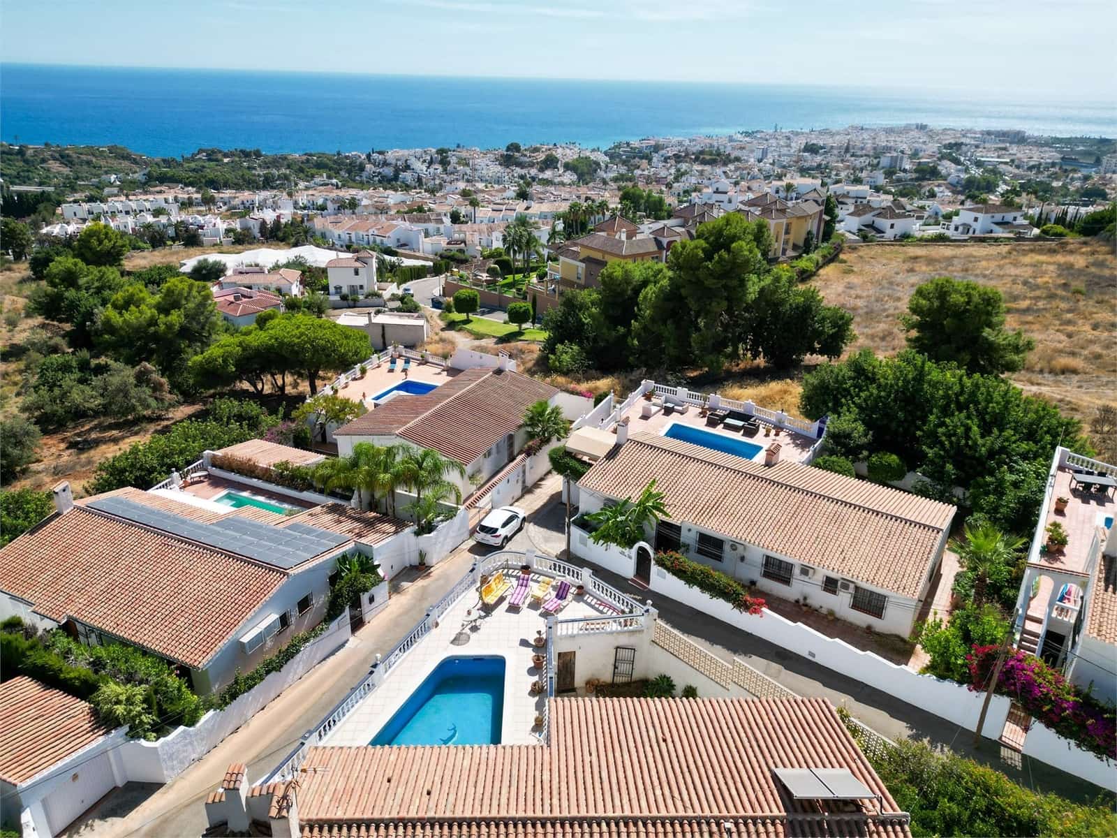 4 chambre Villa/Maison à vendre à Nerja avec piscine garage - 650 000 € (Ref: 9255451)