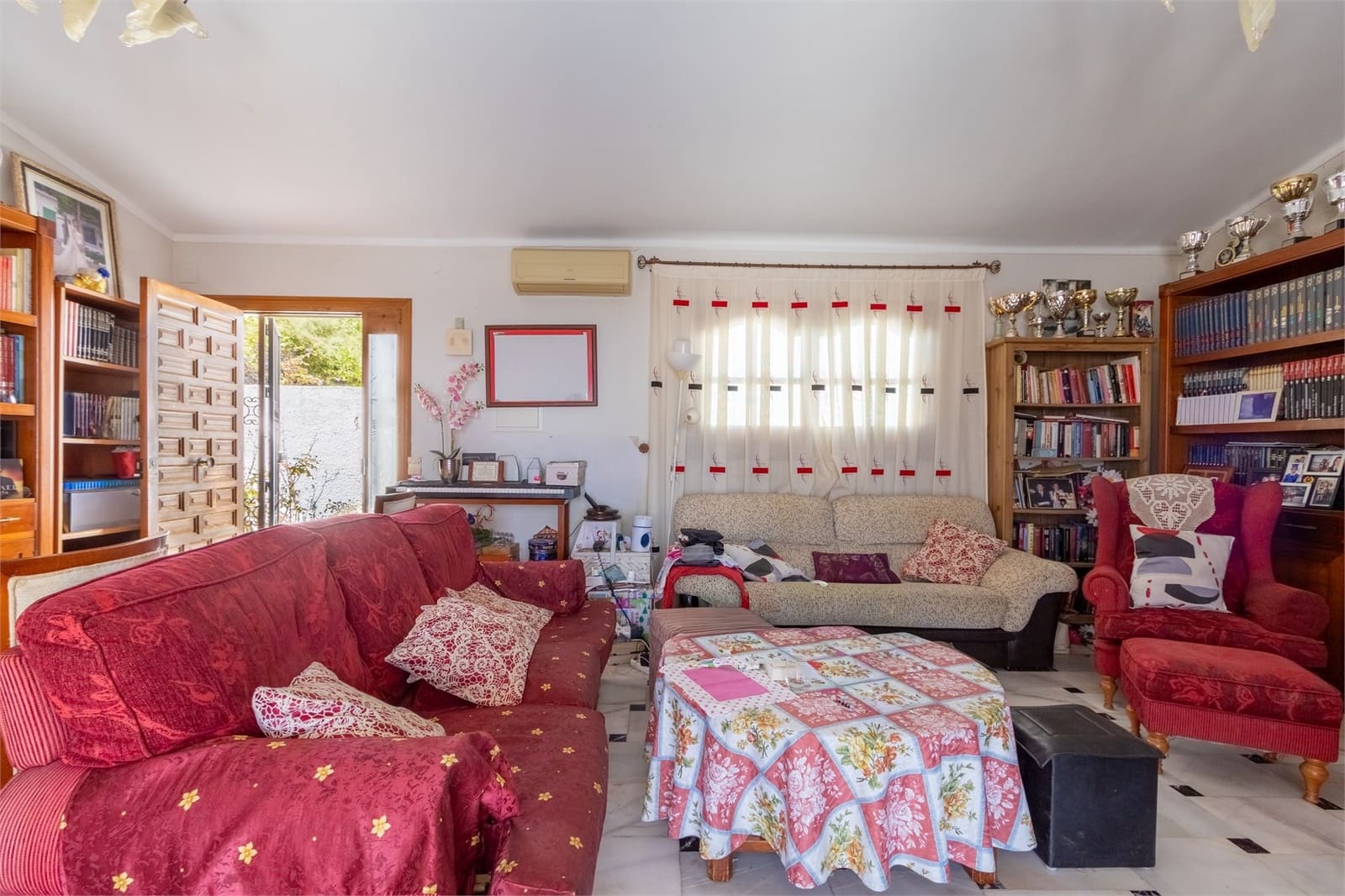 4 chambre Villa/Maison à vendre à Nerja avec piscine garage - 650 000 € (Ref: 9255451)