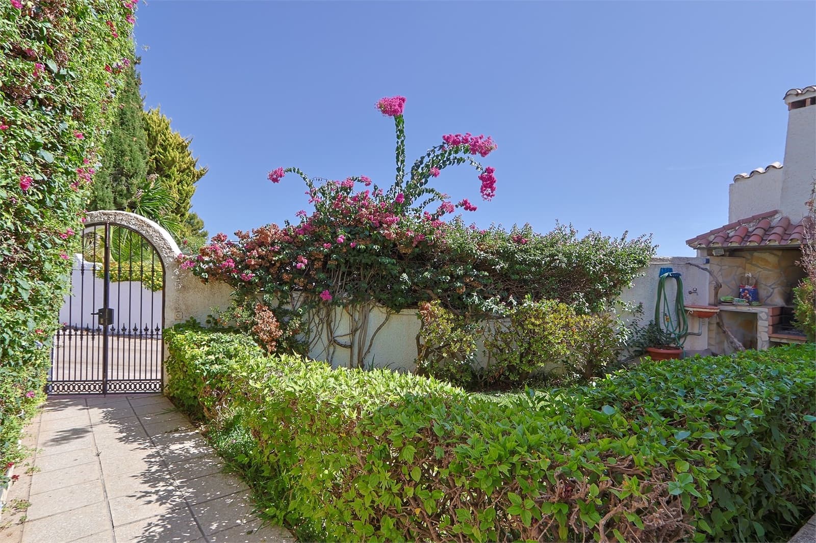 4 chambre Villa/Maison à vendre à Nerja avec piscine garage - 650 000 € (Ref: 9255451)