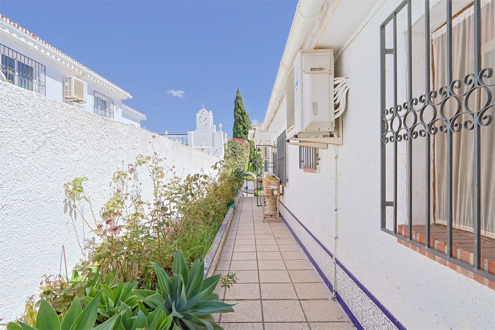 4 chambre Villa/Maison à vendre à Nerja avec piscine garage - 650 000 € (Ref: 9255451)