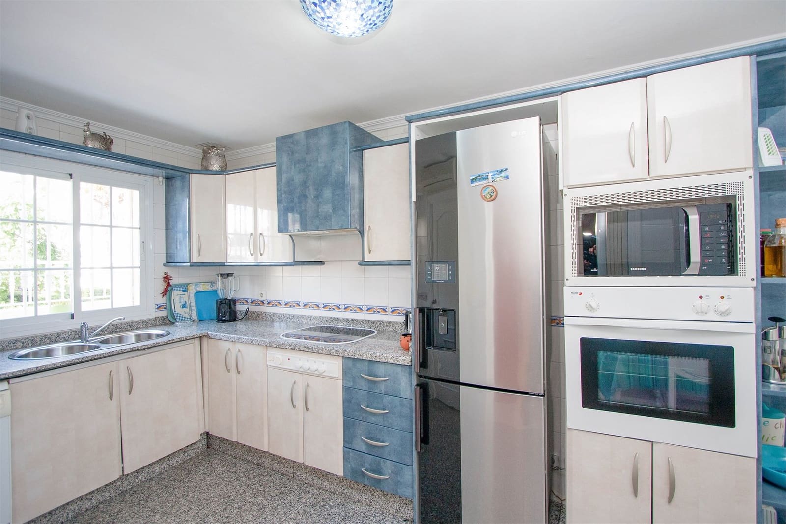 3 sovrum Hus till salu i Nerja med pool - 498 000 € (Ref: 9267542)