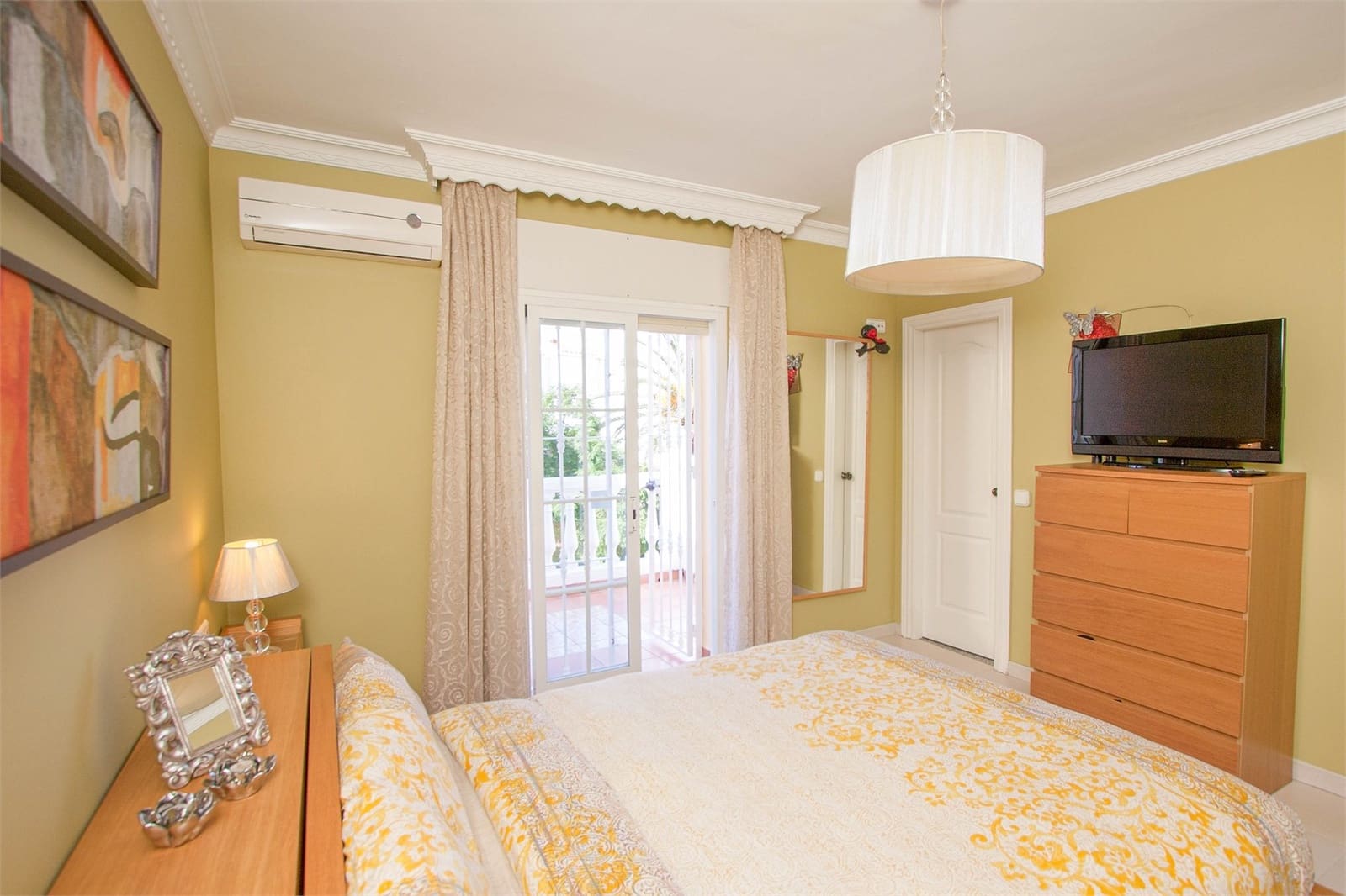 3 sovrum Hus till salu i Nerja med pool - 498 000 € (Ref: 9267542)