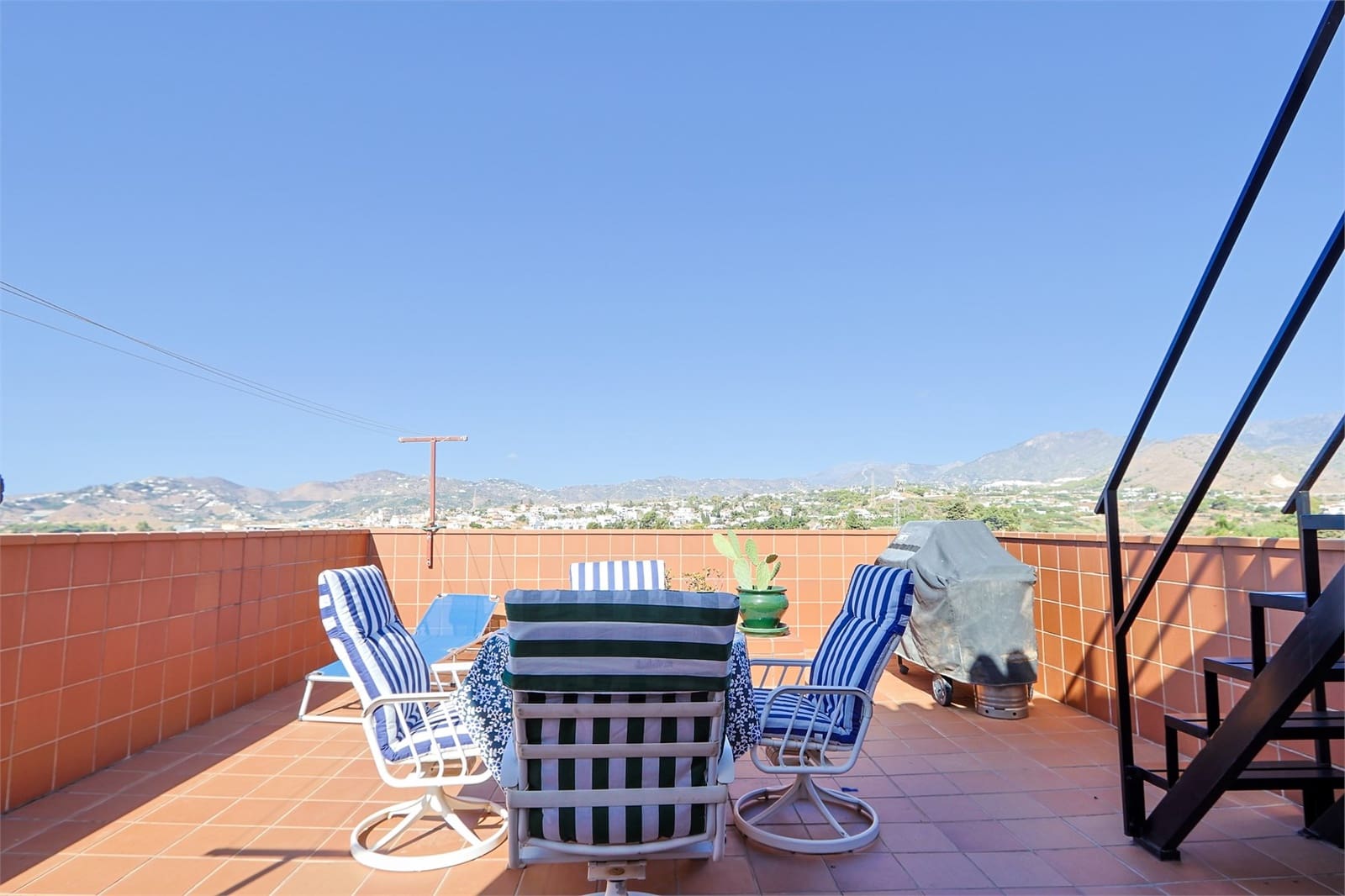 3 chambre Appartement à vendre à Nerja - 699 000 € (Ref: 9298928)