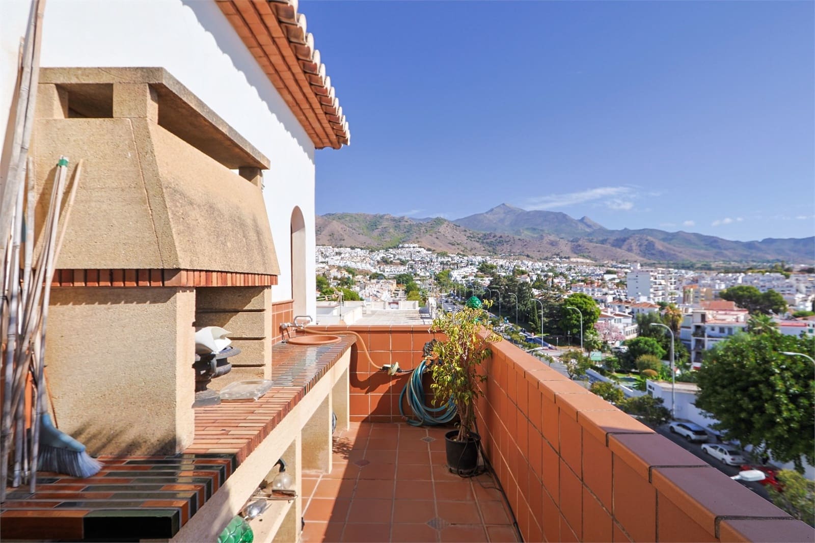 3 chambre Appartement à vendre à Nerja - 699 000 € (Ref: 9298928)