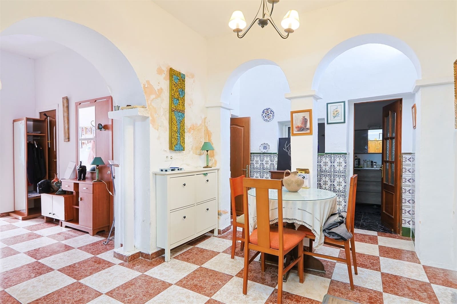 7 soverom Hus til salgs i Maro - € 750 000 (Ref: 9311625)