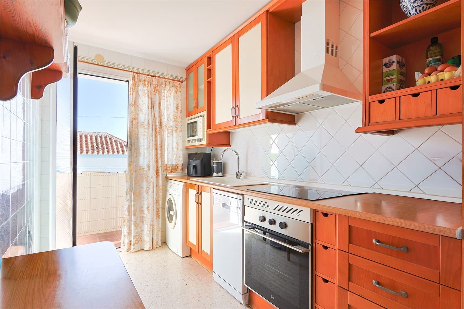 2 slaapkamer Huis te koop in Maro - € 259.000 (Ref: 9311990)