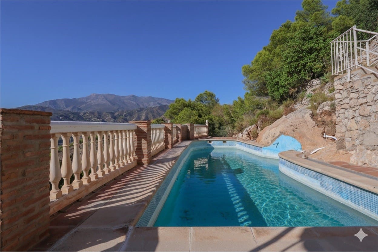 5 camera da letto Appartamento in vendita in La Herradura con piscina garage - 800.000 € (Rif: 9325382)