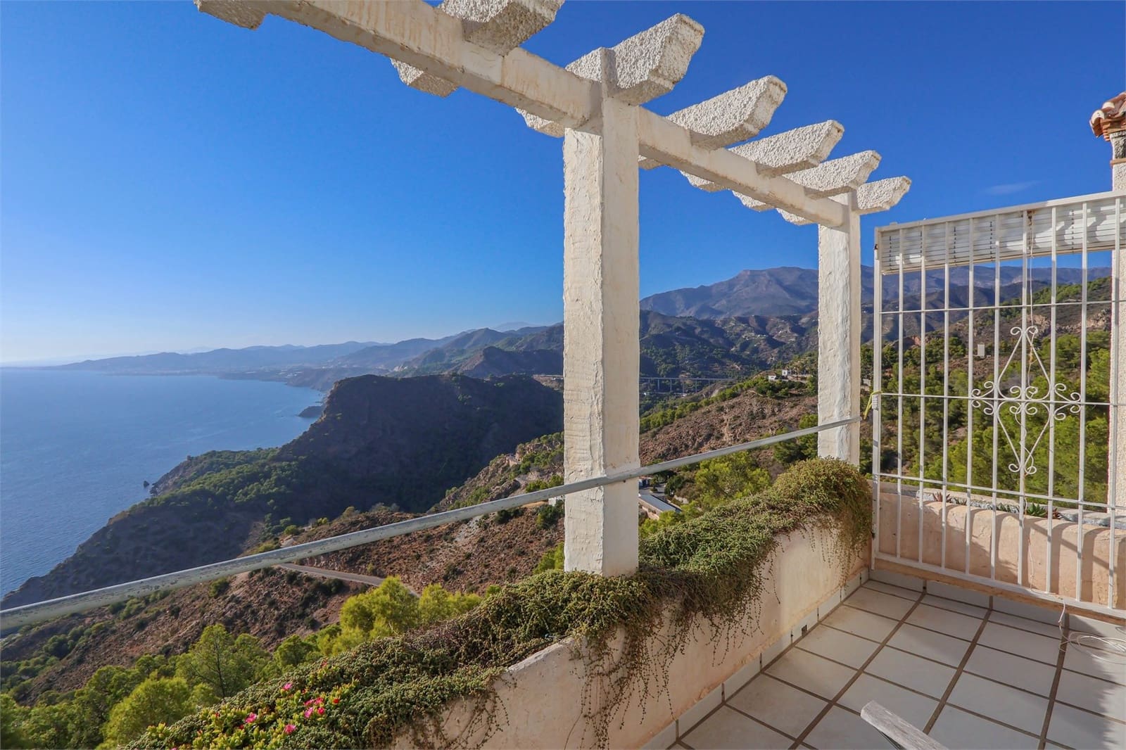 5 camera da letto Appartamento in vendita in La Herradura con piscina garage - 800.000 € (Rif: 9325382)