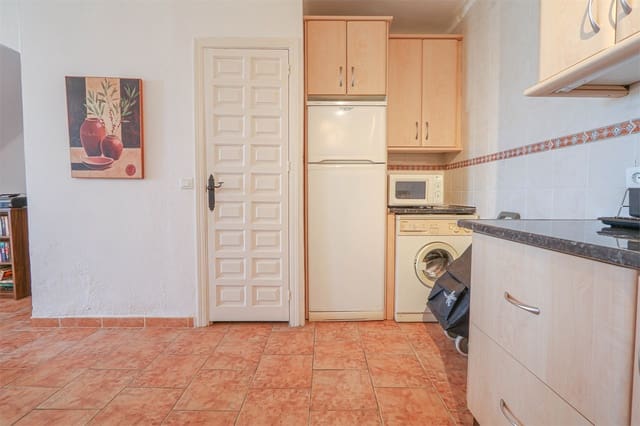 2 soverom Hus til salgs i Nerja med svømmebasseng - € 309 900 (Ref: 9325383)