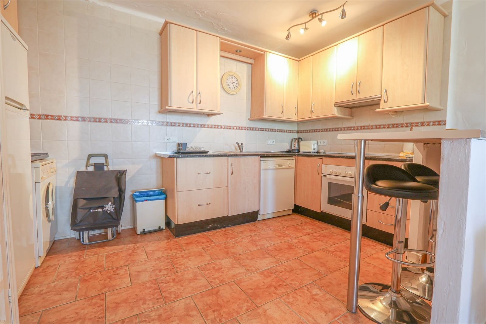 2 slaapkamer Huis te koop in Nerja met zwembad - € 309.900 (Ref: 9325383)