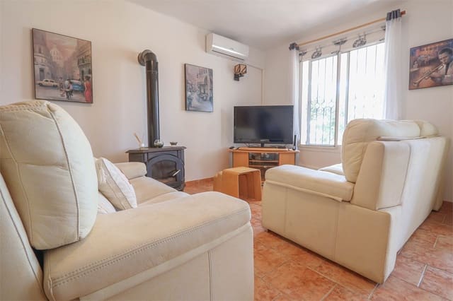 2 soverom Hus til salgs i Nerja med svømmebasseng - € 309 900 (Ref: 9325383)