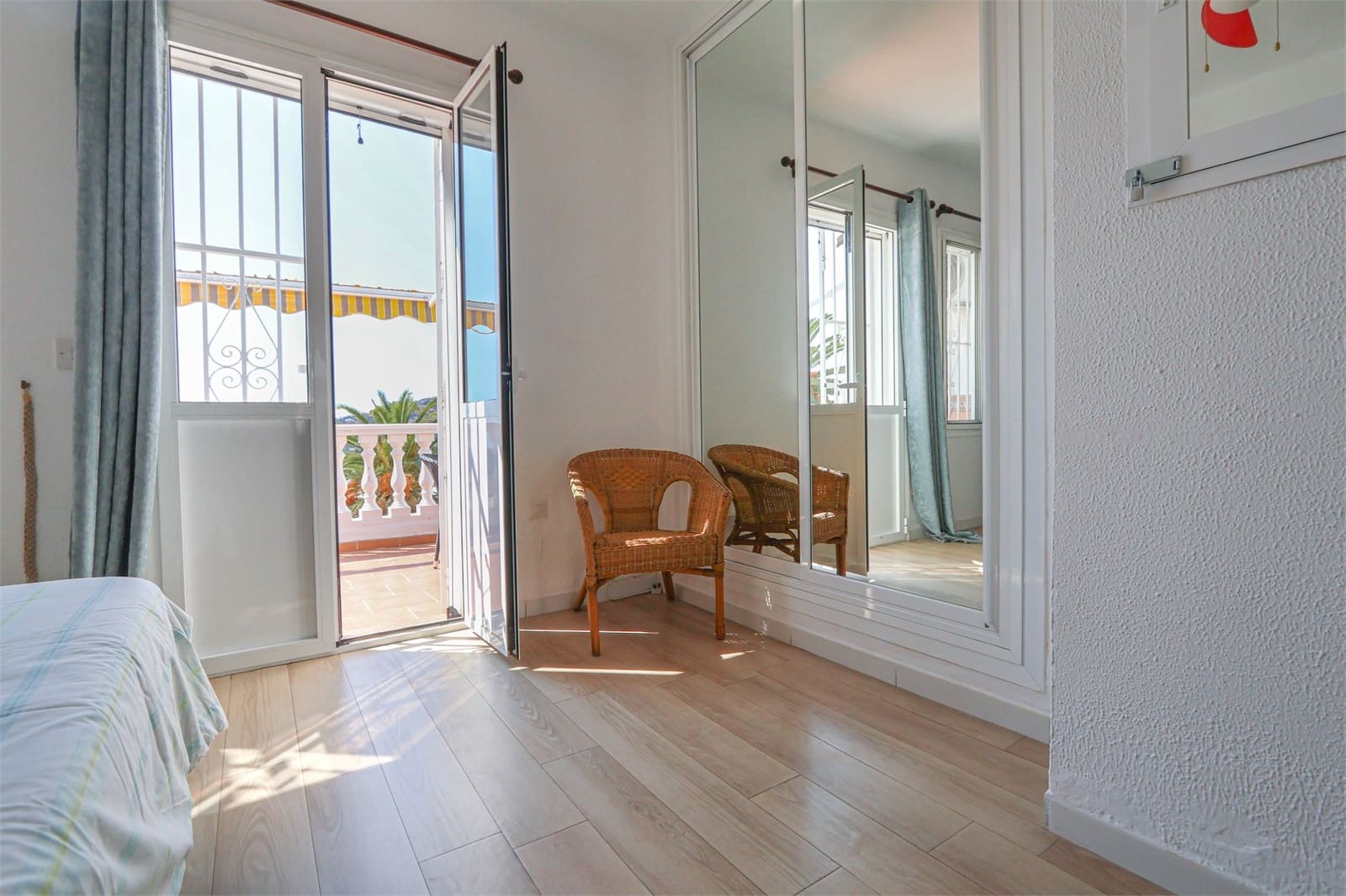 2 slaapkamer Huis te koop in Nerja met zwembad - € 309.900 (Ref: 9325383)