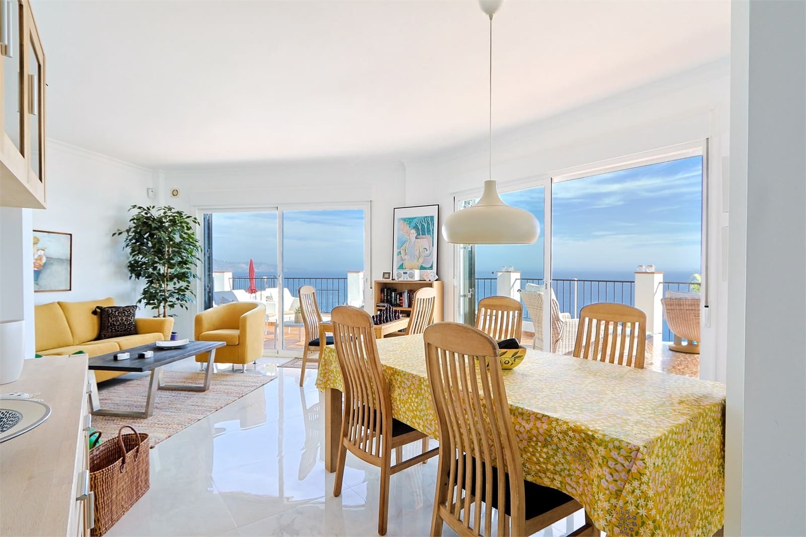 4 sovrum Villa till salu i Torrox med pool garage - 965 000 € (Ref: 9337089)