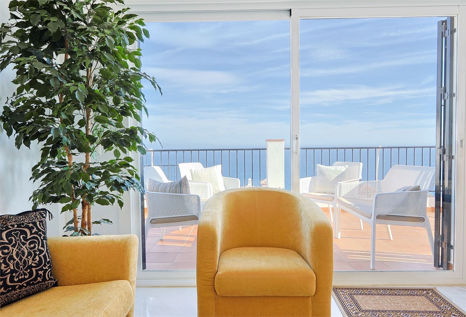 4 sovrum Villa till salu i Torrox med pool garage - 965 000 € (Ref: 9337089)