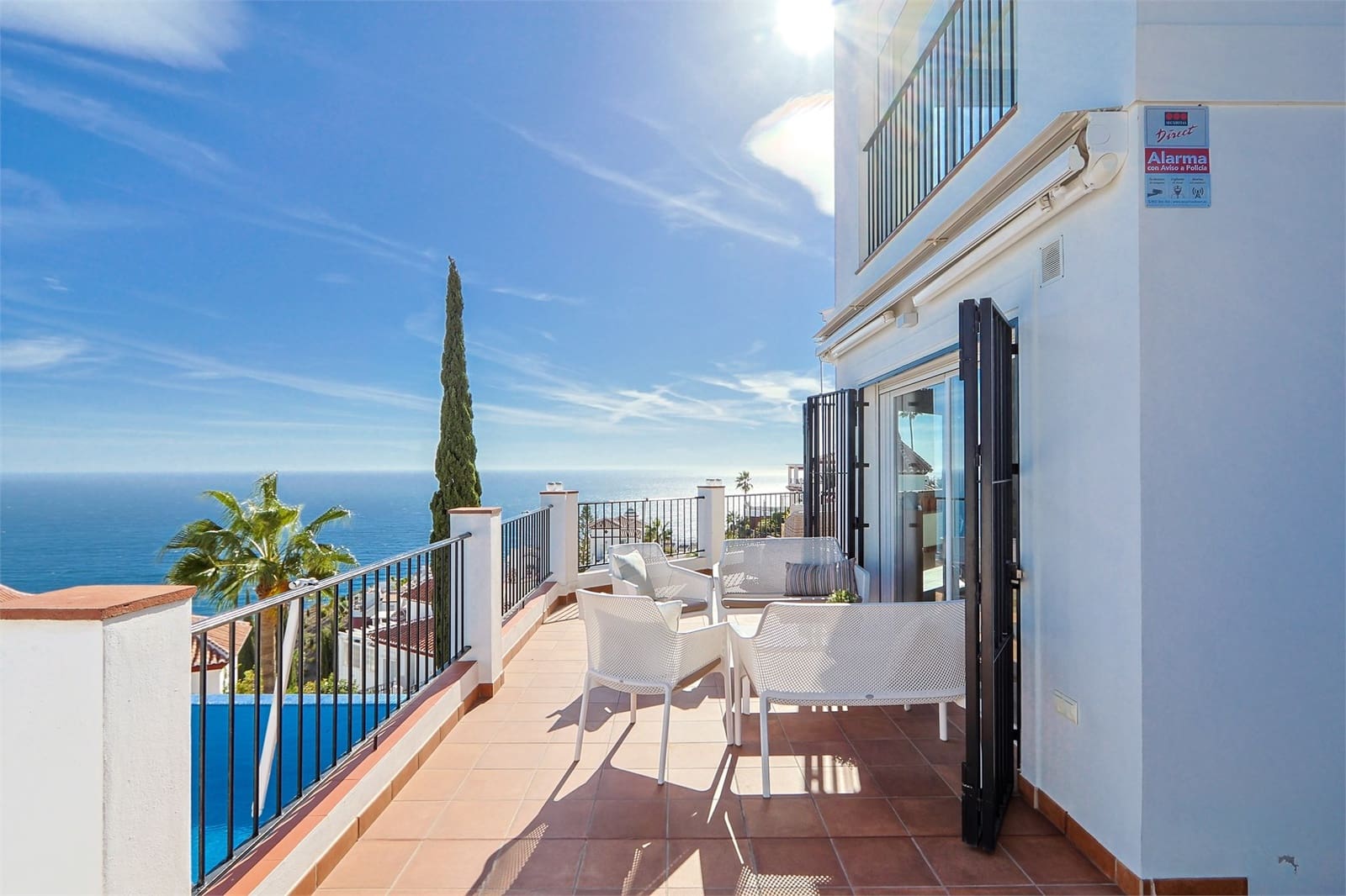 4 sovrum Villa till salu i Torrox med pool garage - 965 000 € (Ref: 9337089)