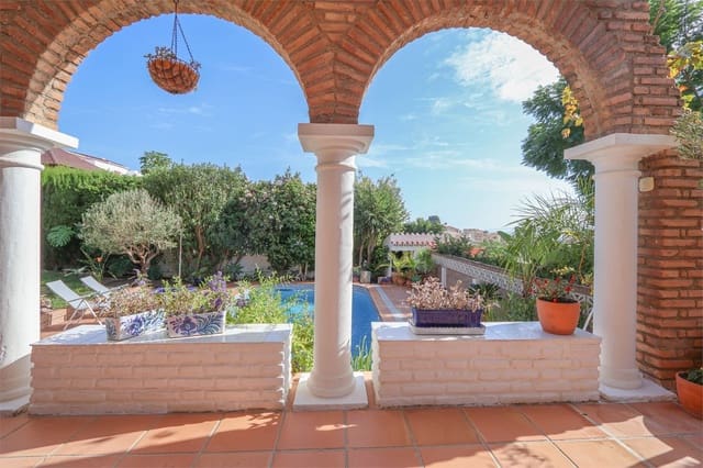 Villa till salu i Cotobro, Almuñécar - 749 000 € (Ref: 9339250)