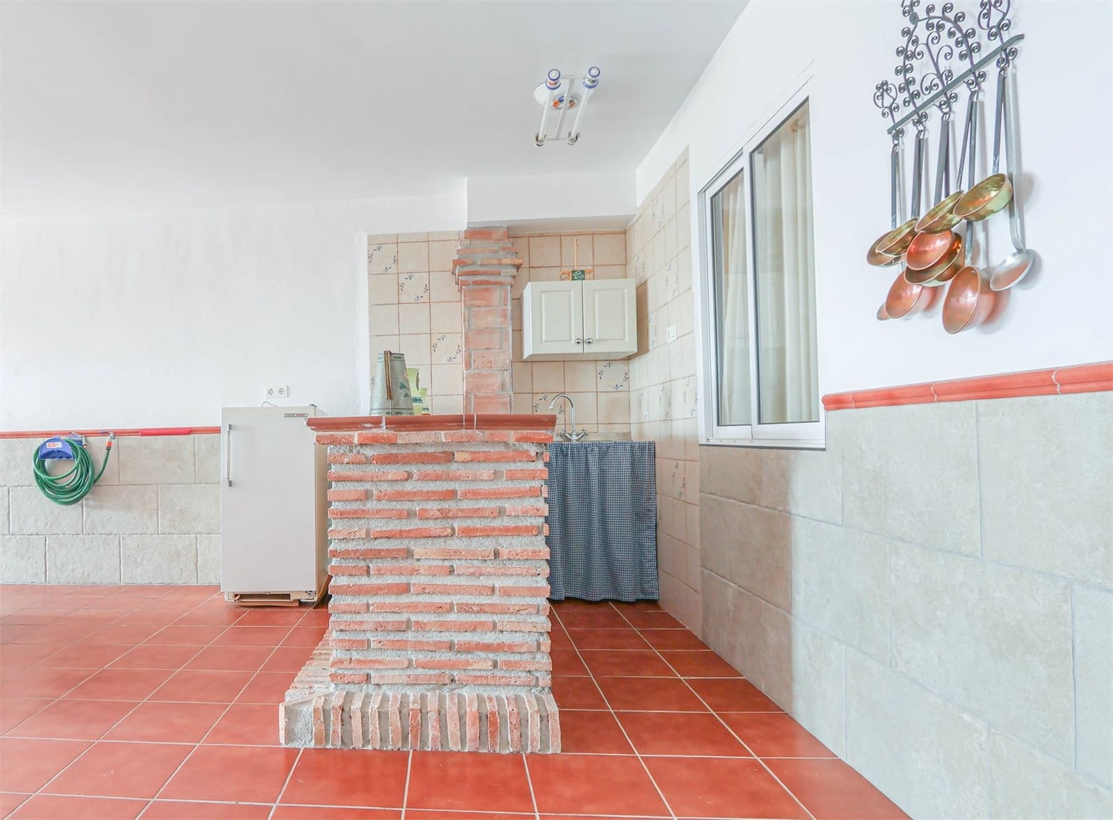 4 soveværelse Byhus til salg i Torrox med swimmingpool garage - € 495.000 (Ref: 9341625)