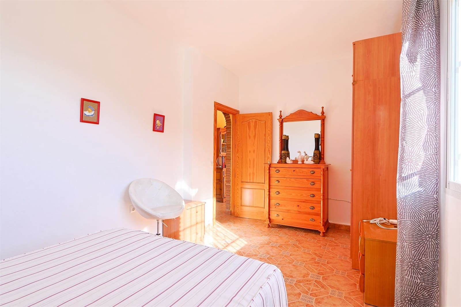 2 sypialnia Finka/Dom wiejski na sprzedaż w Otivar z basenem - 249 000 € (Ref: 9350143)