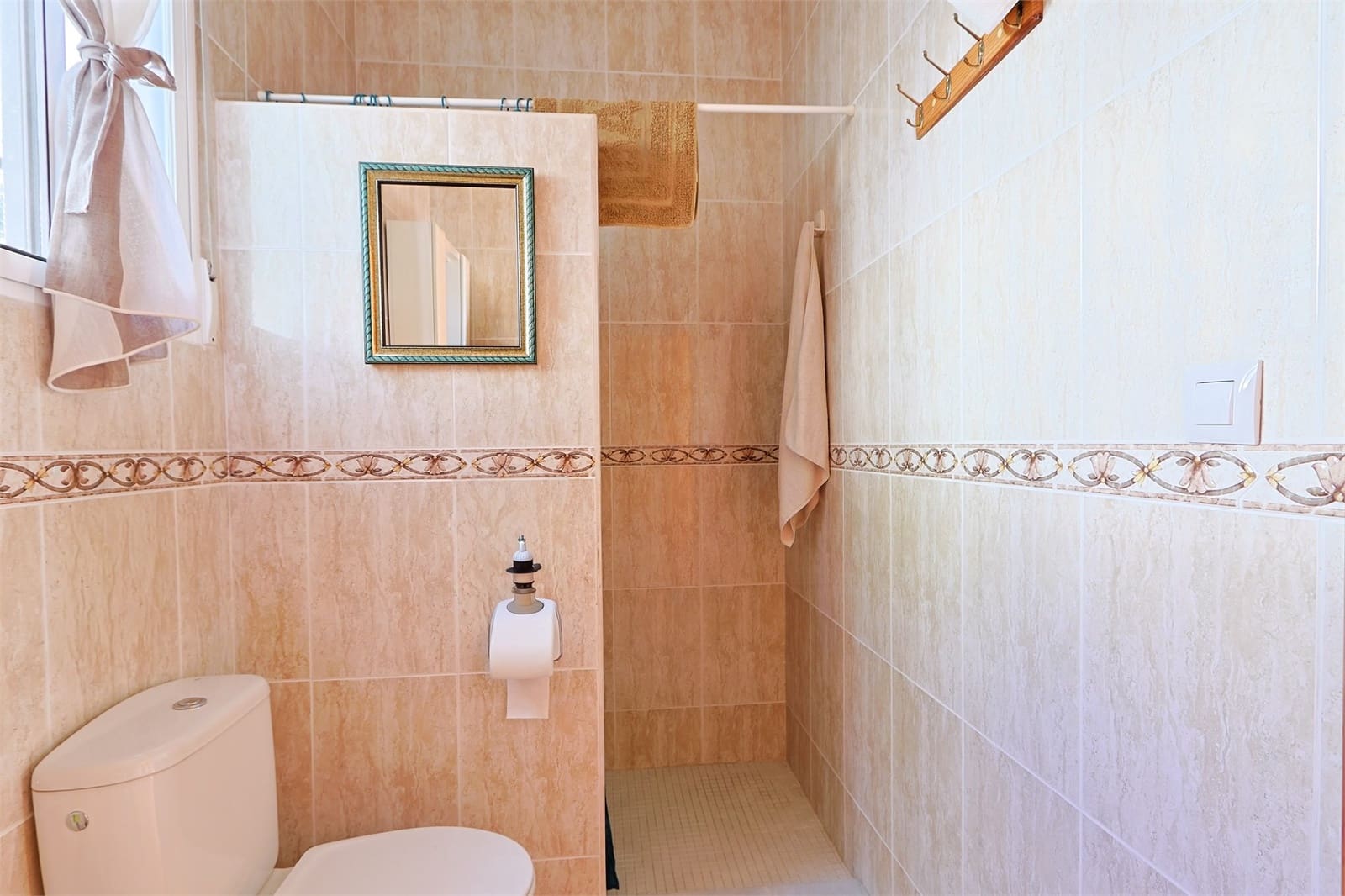 2 sypialnia Finka/Dom wiejski na sprzedaż w Otivar z basenem - 249 000 € (Ref: 9350143)