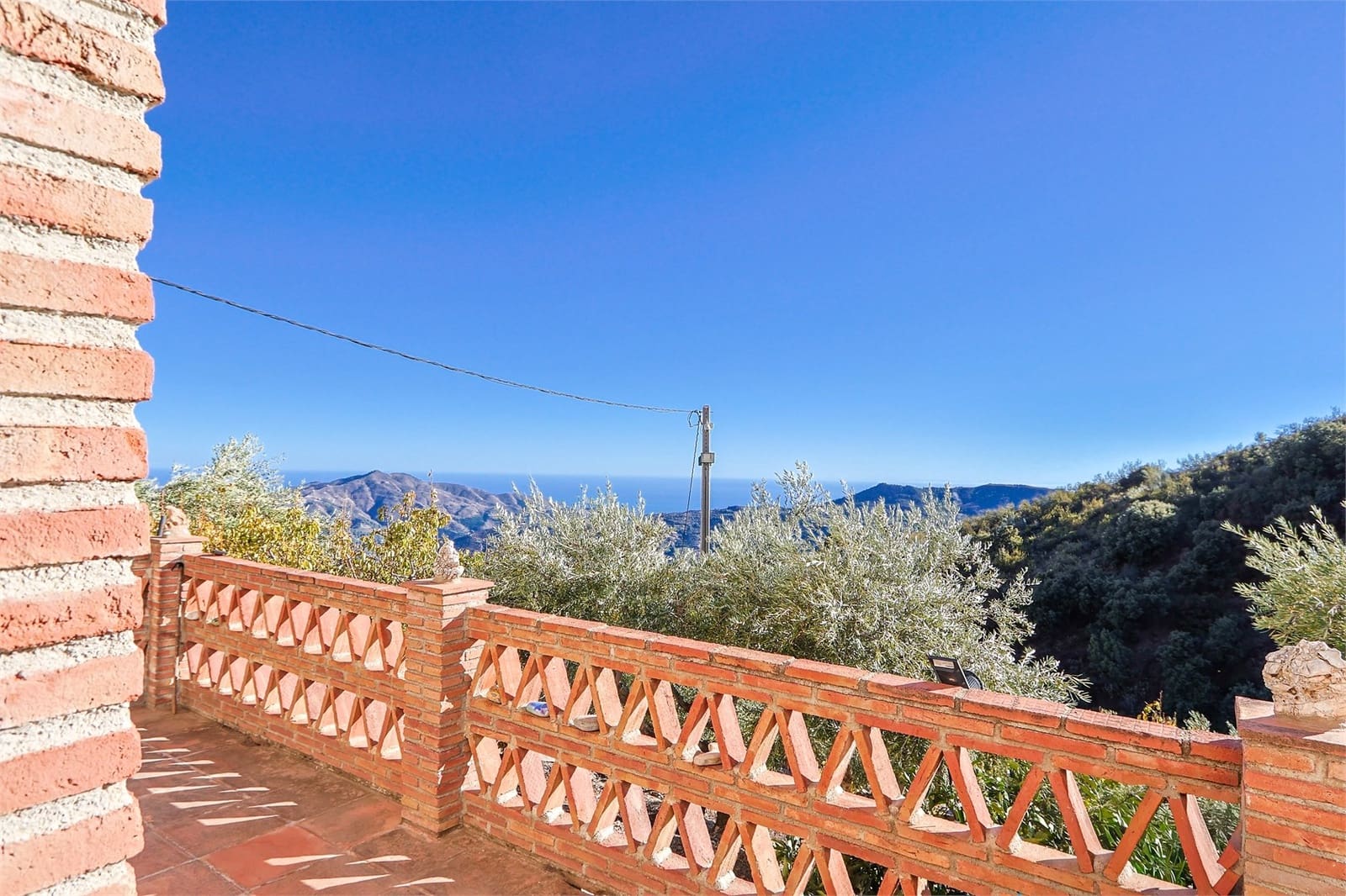 2 sypialnia Finka/Dom wiejski na sprzedaż w Otivar z basenem - 249 000 € (Ref: 9350143)