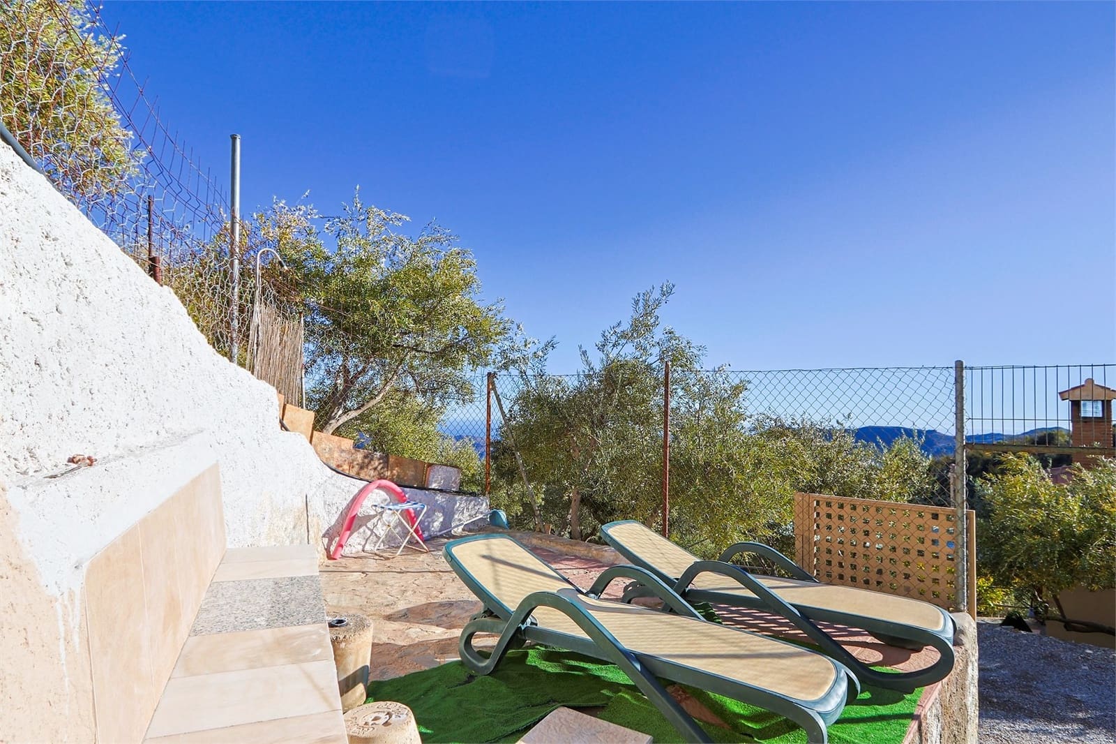 2 sypialnia Finka/Dom wiejski na sprzedaż w Otivar z basenem - 249 000 € (Ref: 9350143)