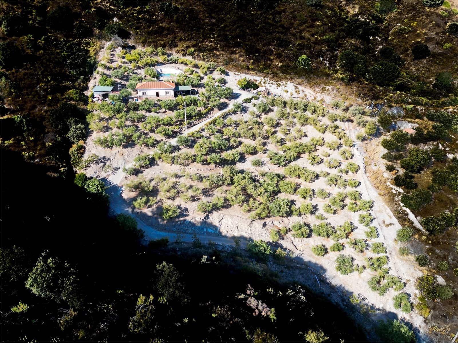 2 sypialnia Finka/Dom wiejski na sprzedaż w Otivar z basenem - 249 000 € (Ref: 9350143)