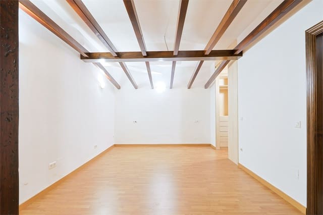 1 chambre Appartement à vendre à Nerja avec piscine garage - 185 000 € (Ref: 9378182)