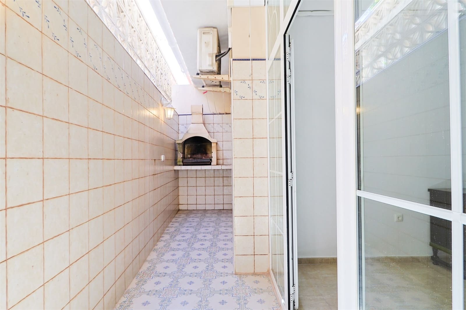 1 sovrum Lägenhet till salu i Nerja med pool garage - 185 000 € (Ref: 9378182)