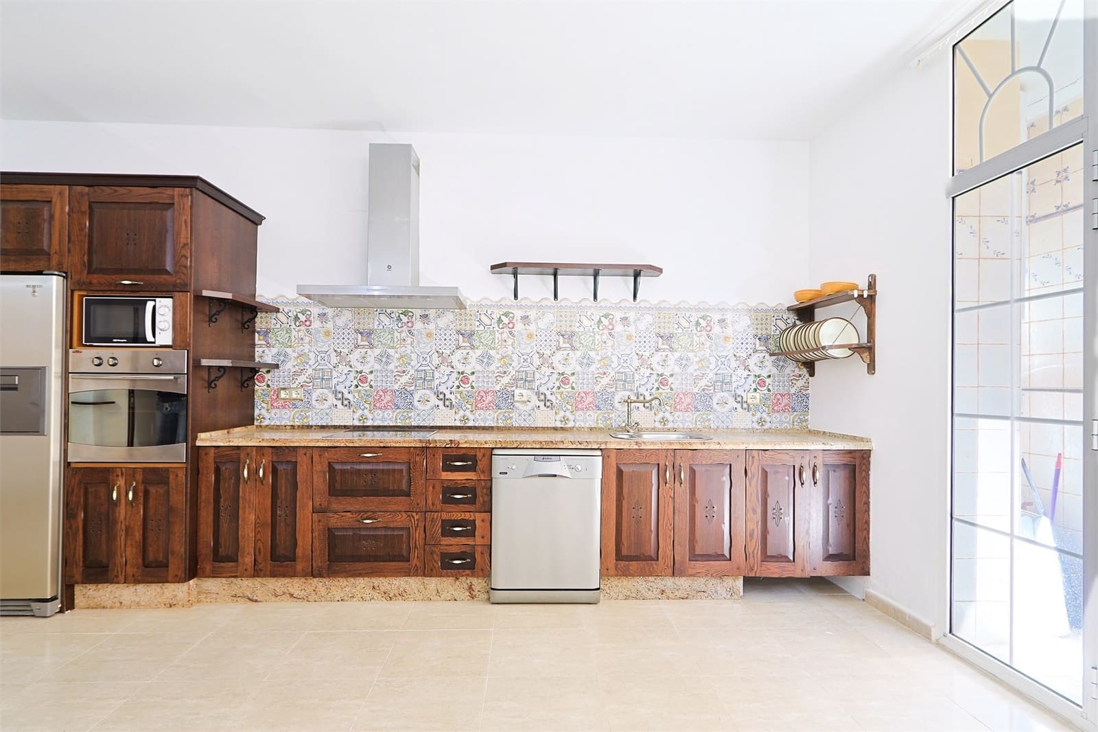 1 sovrum Lägenhet till salu i Nerja med pool garage - 185 000 € (Ref: 9378182)