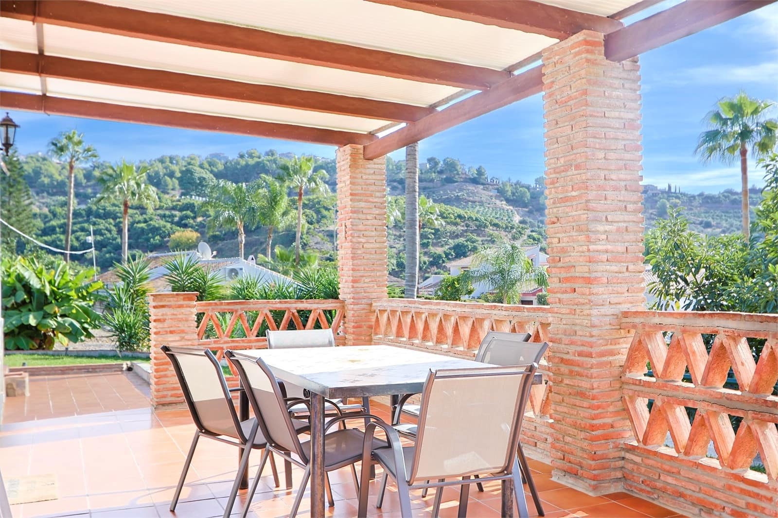 2 makuuhuone Maalaistalo myytävänä paikassa Frigiliana mukana uima-altaan - 365 000 € (Ref: 9386415)