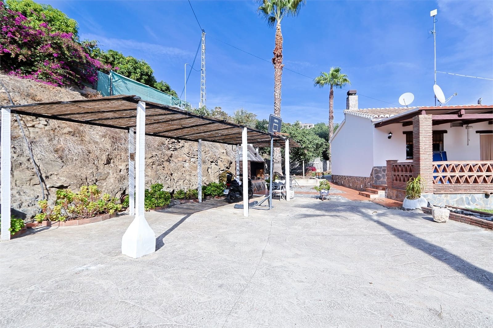 2 makuuhuone Maalaistalo myytävänä paikassa Frigiliana mukana uima-altaan - 365 000 € (Ref: 9386415)