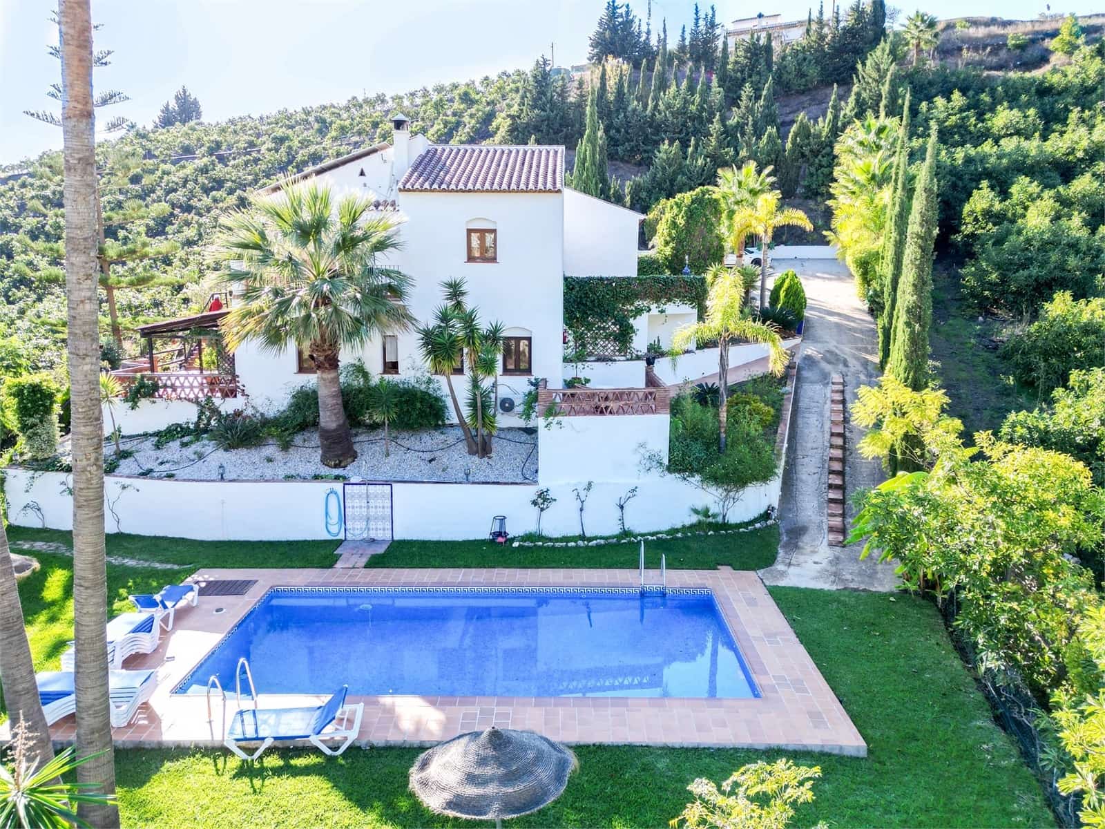 7 soveværelse Finca/Landehus til salg i Frigiliana med swimmingpool garage - € 1.300.000 (Ref: 9410177)