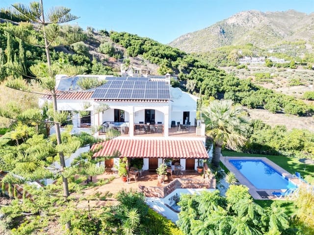 Villa/Maison à vendre à Frigiliana - 1 300 000 € (Ref: 9410177)