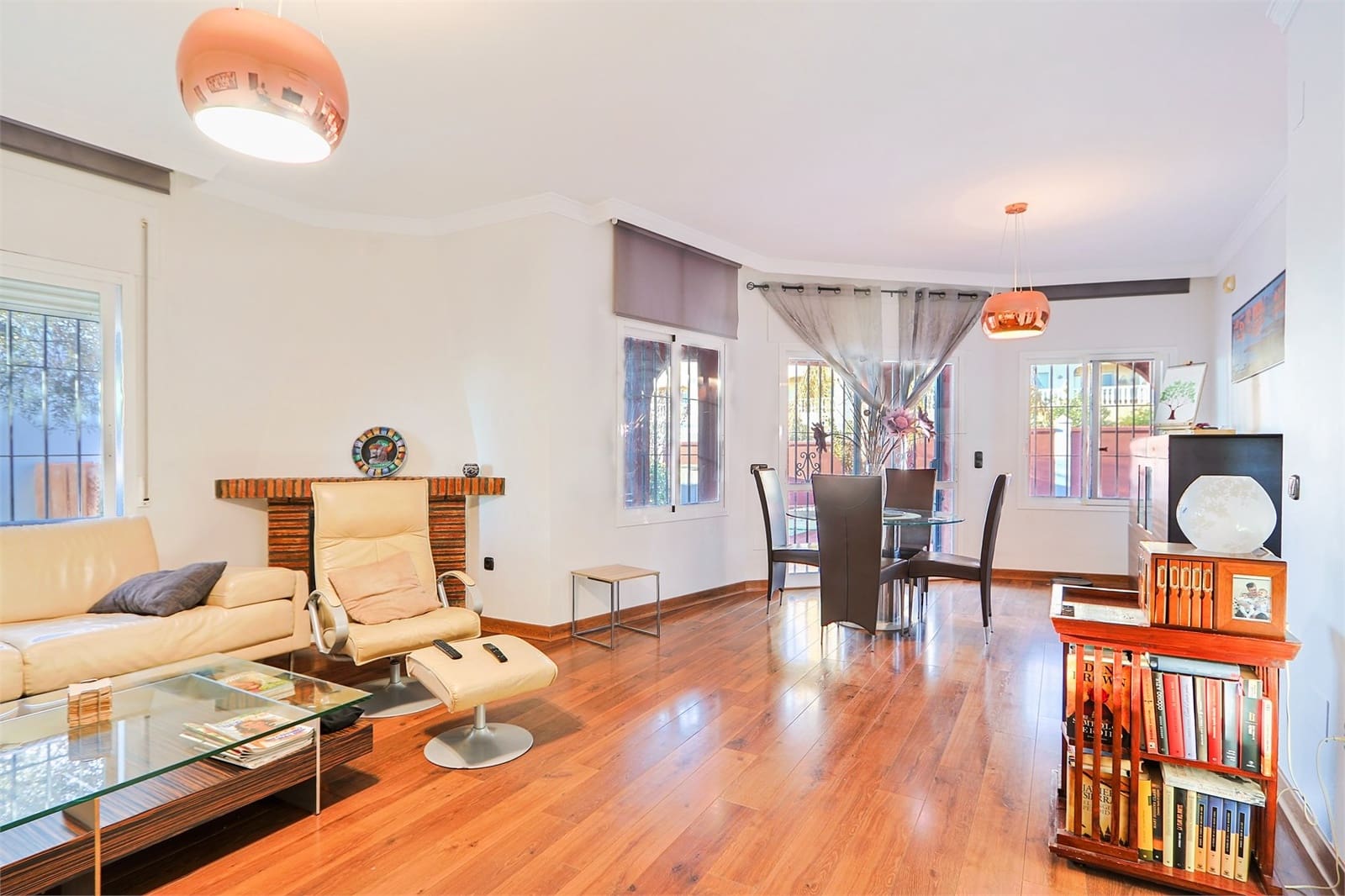 3 makuuhuone Huvila myytävänä paikassa Torrox mukana uima-altaan 
autotalli - 475 000 € (Ref: 9425838)