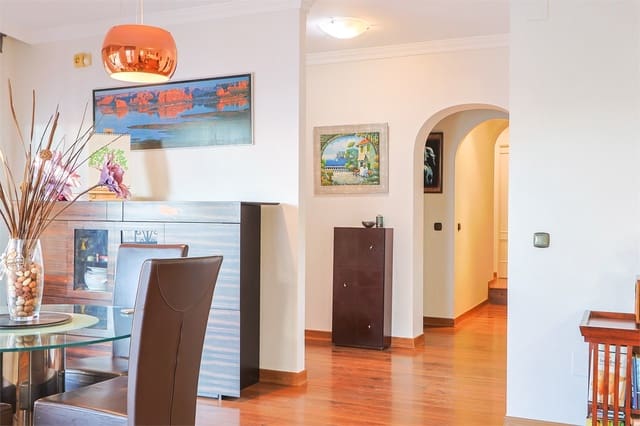 3 soverom Villa til salgs i Torrox med svømmebasseng garasje - € 475 000 (Ref: 9425838)