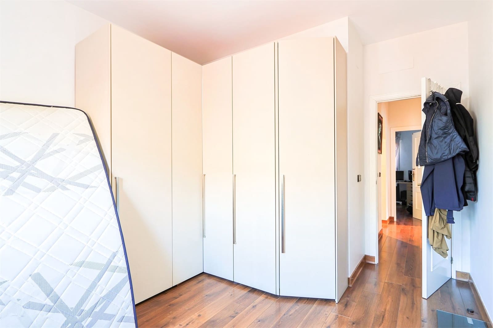 3 makuuhuone Huvila myytävänä paikassa Torrox mukana uima-altaan 
autotalli - 475 000 € (Ref: 9425838)