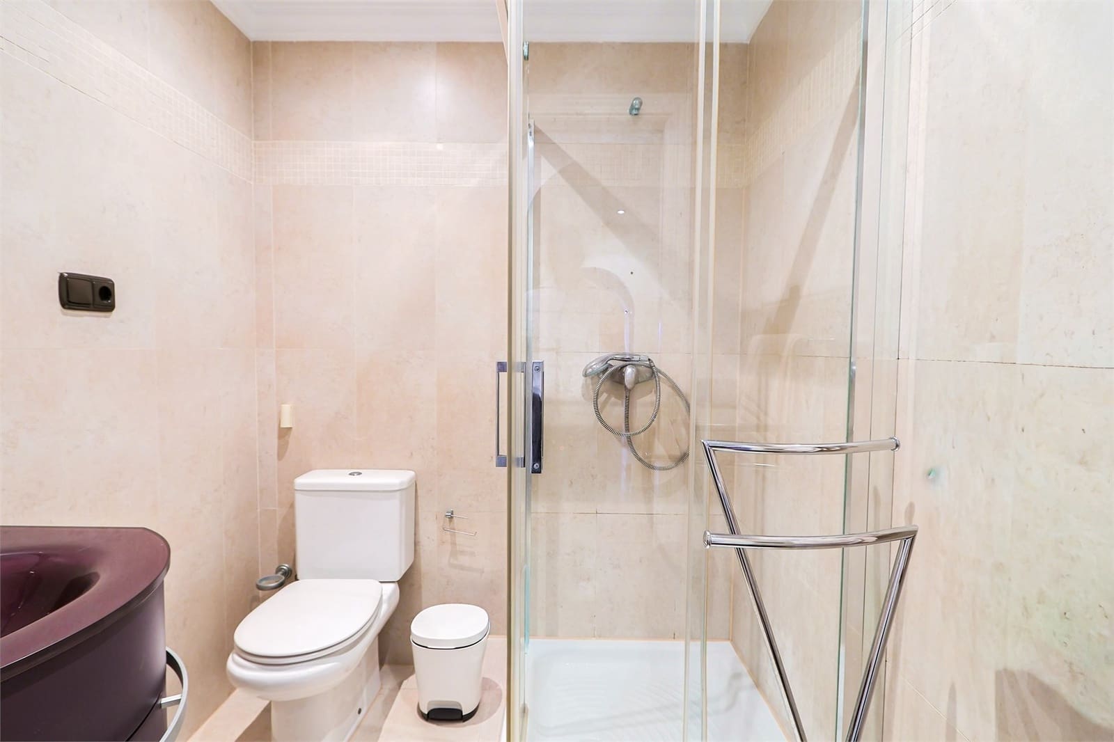 3 makuuhuone Huvila myytävänä paikassa Torrox mukana uima-altaan 
autotalli - 475 000 € (Ref: 9425838)