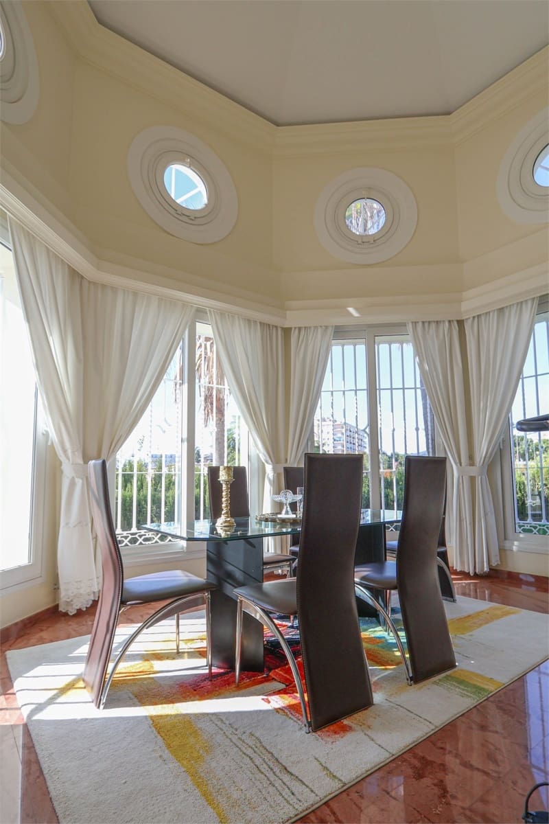 5 soveværelse Villa til salg i Nerja med swimmingpool garage - € 2.700.000 (Ref: 9432474)