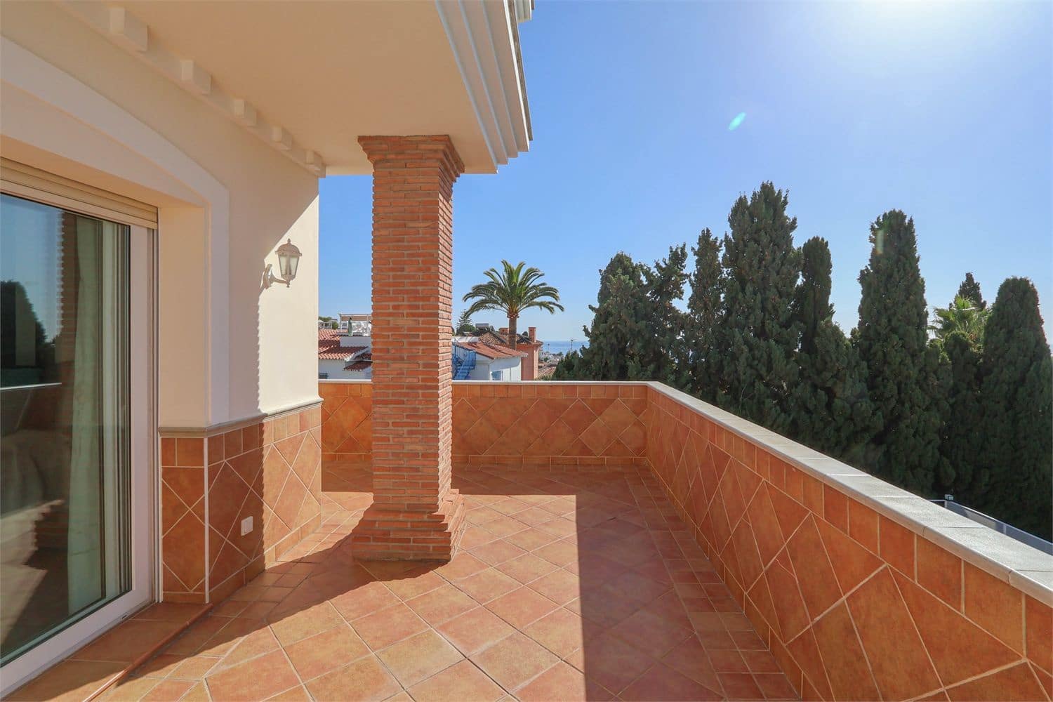 Huvila myytävänä paikassa Nerja - 2 700 000 € (Ref: 9432474)