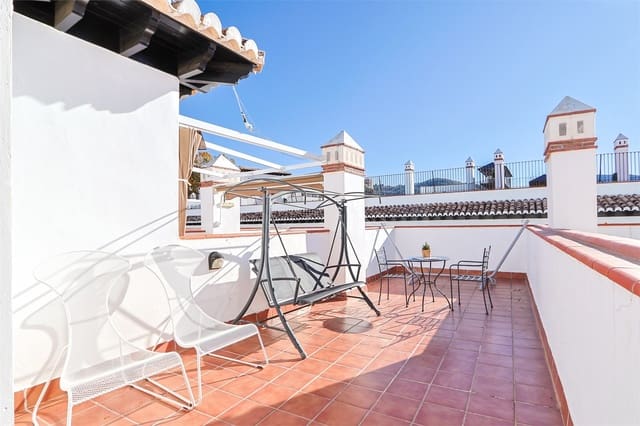 2 bedroom Apartment for sale in Vélez de Benaudalla with pool garage - € 130,000 (Ref: 9436366)