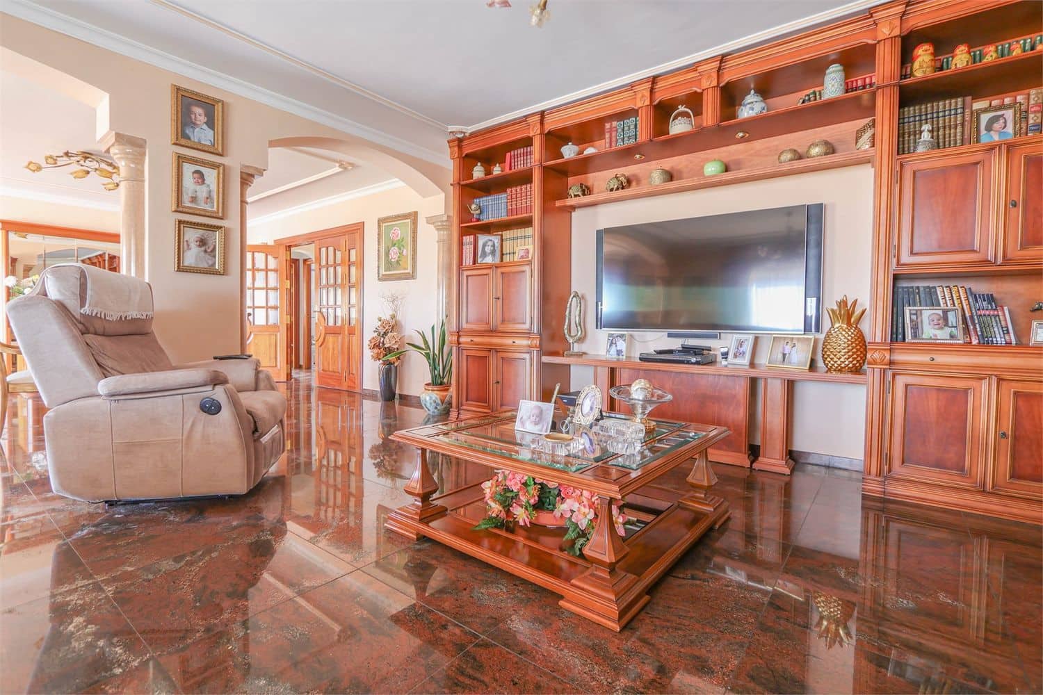 Villa in vendita in Cotobro - 1.300.000 € (Rif: 9976357)