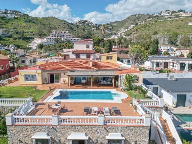 Villa till salu i Cotobro, Almuñécar - 1 300 000 € (Ref: 9976357)