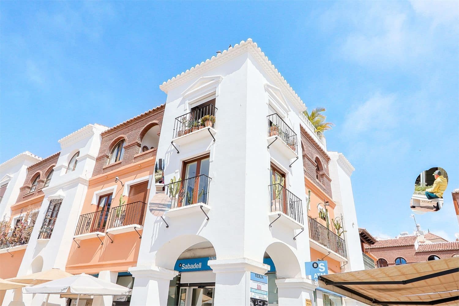 Apartment for sale in Nerja - € 1,185,000 (Ref: 9976360)