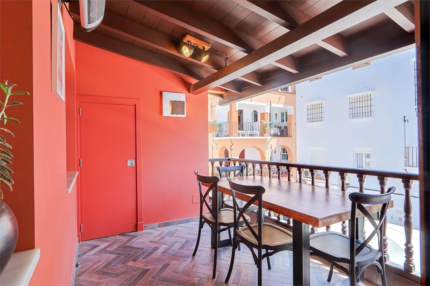 Apartment for sale in Nerja - € 1,185,000 (Ref: 9976360)