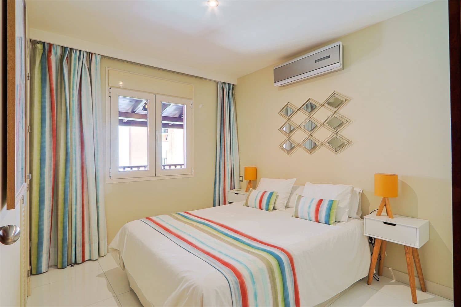 Apartment for sale in Nerja - € 1,185,000 (Ref: 9976360)