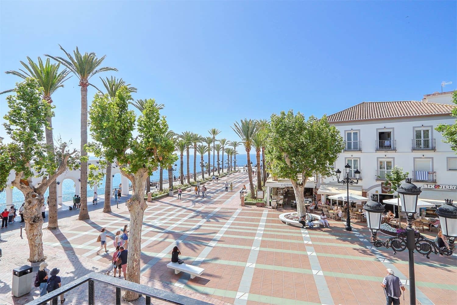 Apartment for sale in Nerja - € 1,185,000 (Ref: 9976360)