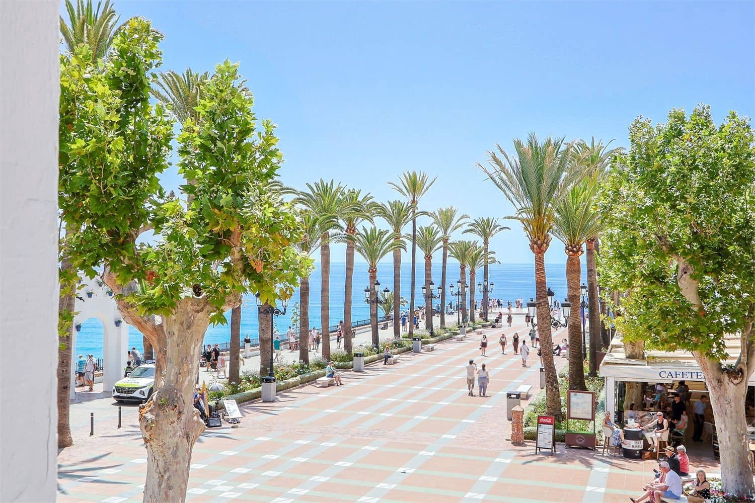 Apartment for sale in Nerja - € 1,185,000 (Ref: 9976360)